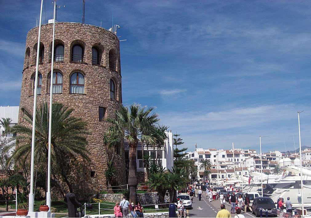Banus Boutique Muelle Del Ribera Marbella Exterior photo